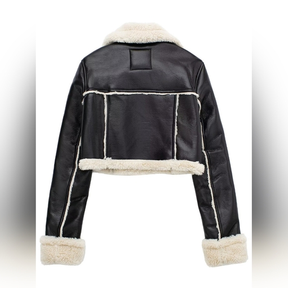 Collared Neck Long Sleeve Plush Cropped Jacket - Picture 5 of 5